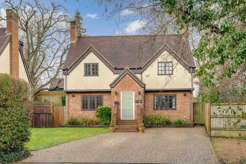 5 bedroom detached house for sale, Amersham Road, High Wycombe HP13