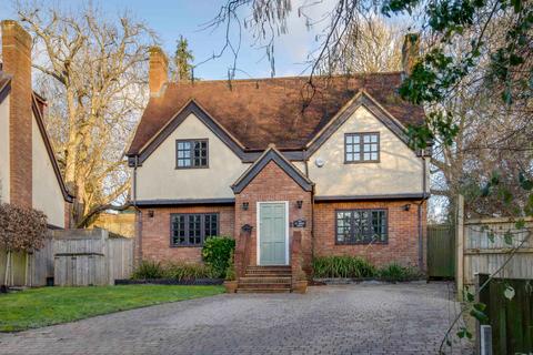 5 bedroom detached house for sale, Amersham Road, High Wycombe HP13