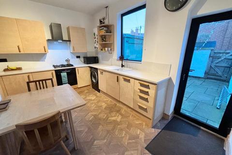 3 bedroom terraced house for sale, Mellor Street, Manchester M25