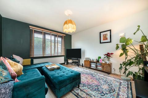 31 Melrose Close, London, SE12 0AL