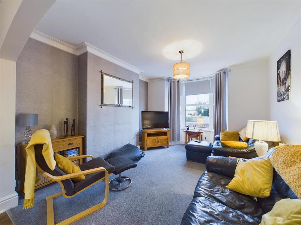 Lounge: