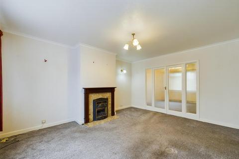 3 bedroom semi-detached house for sale, Meadow Drive, Scarborough YO13