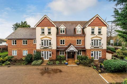 2 bedroom retirement property for sale, EPSOM ROAD, LEATHERHEAD, KT22