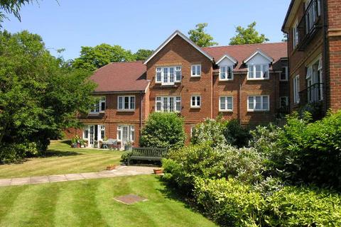 2 bedroom retirement property for sale, EPSOM ROAD, LEATHERHEAD, KT22