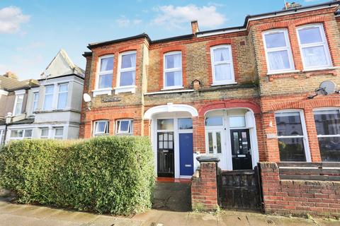 2 bedroom flat to rent, Springbank Road London SE13