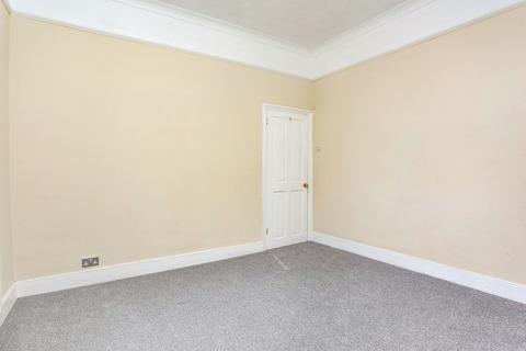 2 bedroom flat to rent, Springbank Road London SE13