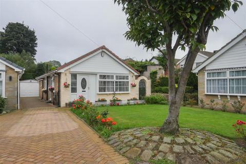 Stanhope Close, Horsforth, LS18