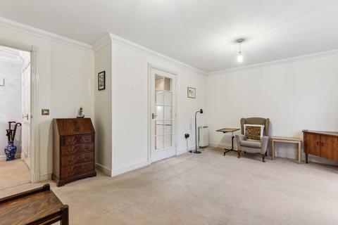 1 bedroom flat for sale, Bryant Court, 278 The Vale, London