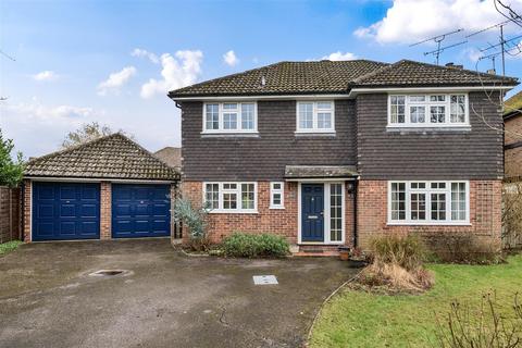 4 bedroom house for sale, Mayflower Drive, Yateley GU46