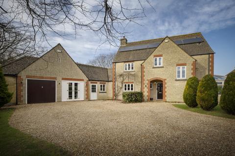 4 bedroom detached house for sale, Lancaster Drive Upper Rissington Cheltenham, Gloucestershire, GL54 2QZ