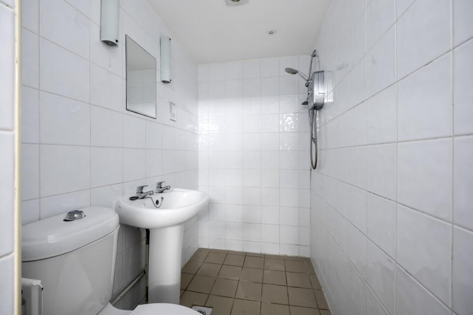 Dyke Road, 28 Basement Flat-017.jpg