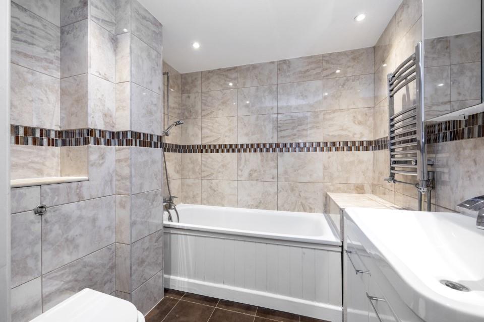 Dyke Road, 28 Basement Flat-012.jpg