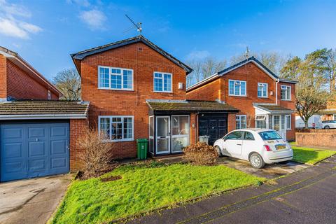 3 bedroom detached house for sale, Cae Syr Dafydd, Cardiff CF11