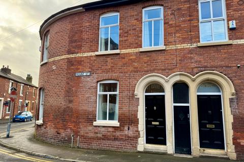 3 bedroom terraced house to rent, Mount Street, Preston PR1