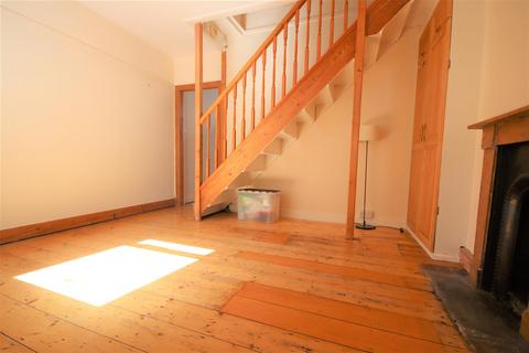 2 bedroom house to rent, Catharine Street, Cambridge CB1