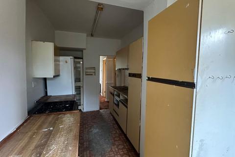 78 Chartham Road, London, SE25 4HP