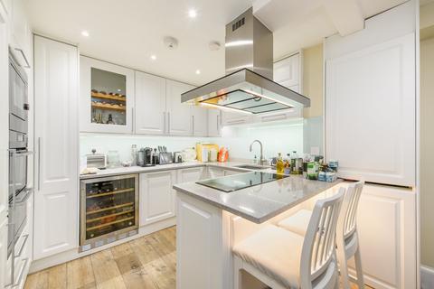 3 bedroom maisonette for sale, Agar Grove, London