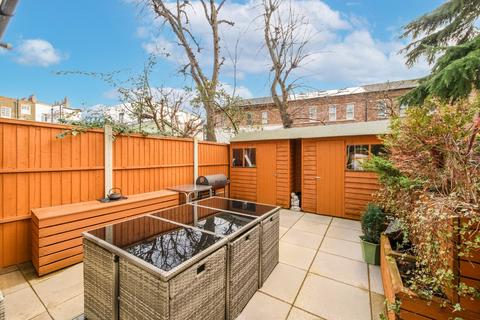 3 bedroom maisonette for sale, Agar Grove, London