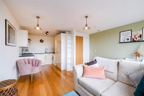 1 bedroom flat for sale, Oriana House, Leyton