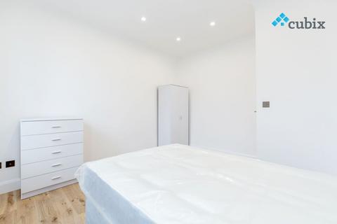 2 bedroom apartment to rent, Leopold Road, London SW19