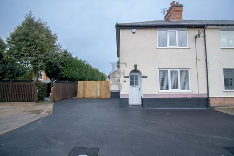 2 bedroom end of terrace house to rent, Charnwood Avenue, Whetstone