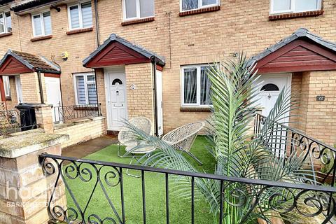 2 bedroom maisonette for sale, Amanda Close, Chigwell