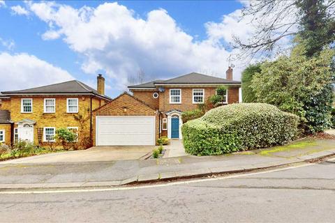 4 bedroom detached house for sale, Pickwick Place, Harrow