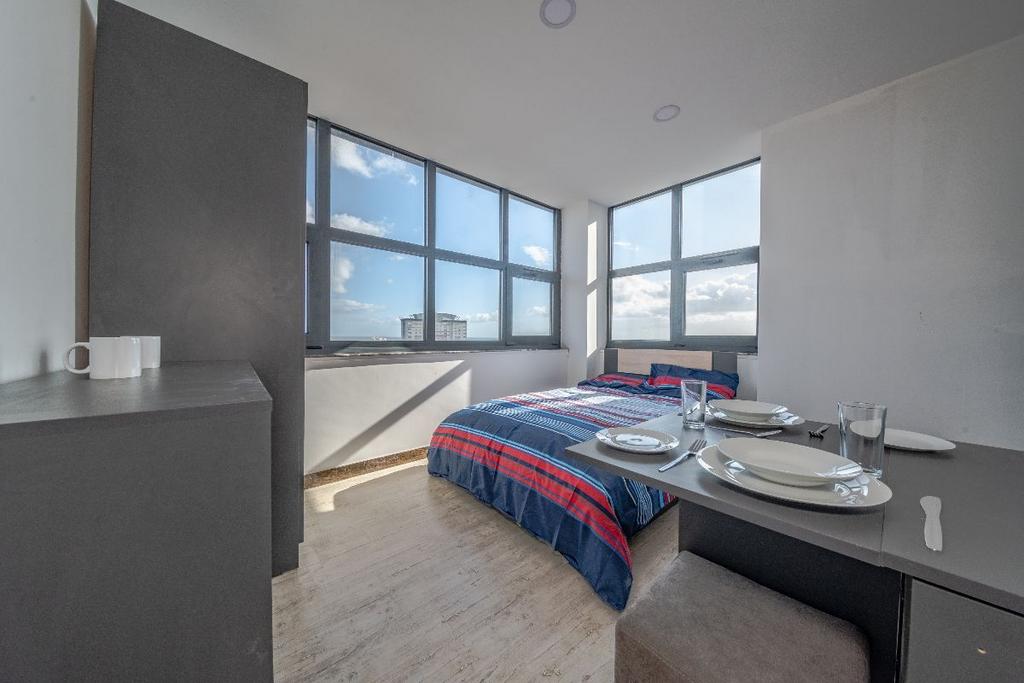 Images show an example interior in Horizon and may