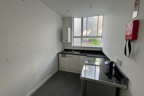 Property to rent, London Road, Thornton Heath CR7