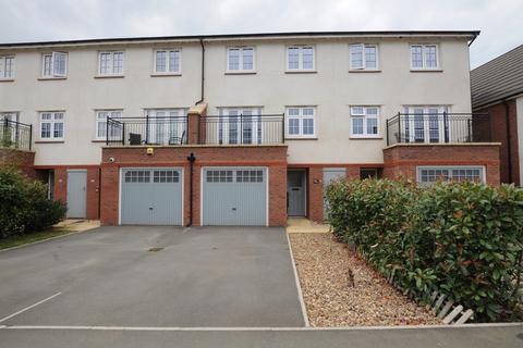 4 bedroom townhouse to rent, Coate, Swindon SN3