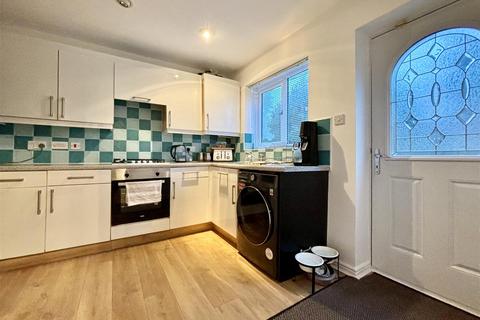 3 bedroom detached house for sale, Dunmore Avenue, Bradford BD13