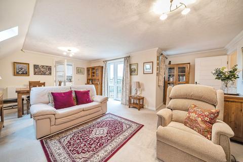 1 bedroom retirement property for sale, Limpsfield Road, Warlingham CR6