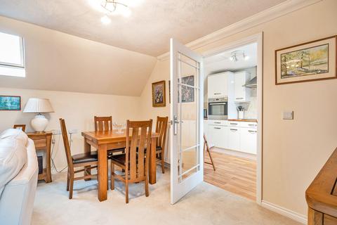 1 bedroom retirement property for sale, Limpsfield Road, Warlingham CR6