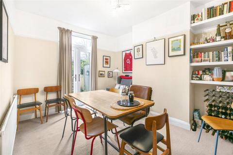 5 Howard Road, London, SE25 5BU