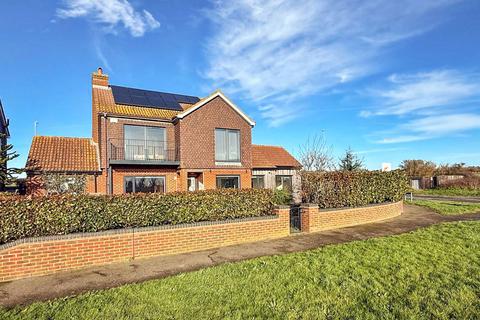 4 bedroom detached house for sale, Sandwich Road, Ramsgate CT12