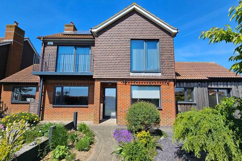 4 bedroom detached house for sale, Sandwich Road, Ramsgate CT12