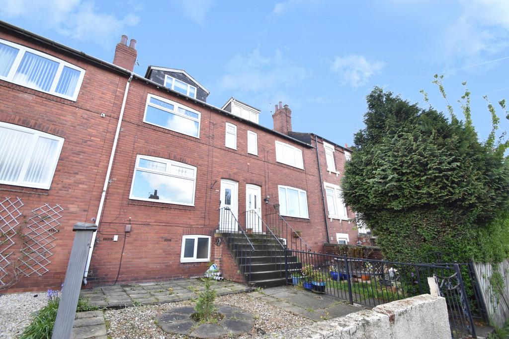 4 Bed Terrace for Rent