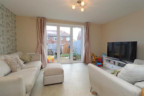 3 bedroom end of terrace house for sale, Turnwrest Grove, Stockton-On-Tees TS19 8GY