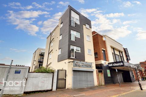 2 bedroom flat for sale, Spital Street, dartford