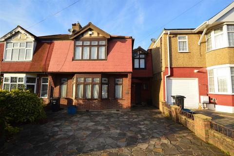 4 bedroom semi-detached house for sale, Lakeside Avenue, Redbridge, IG4 5PJ