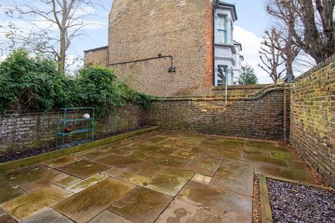 1 bedroom flat for sale, Agate Road, London W6