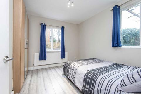 1 bedroom flat for sale, Agate Road, London W6