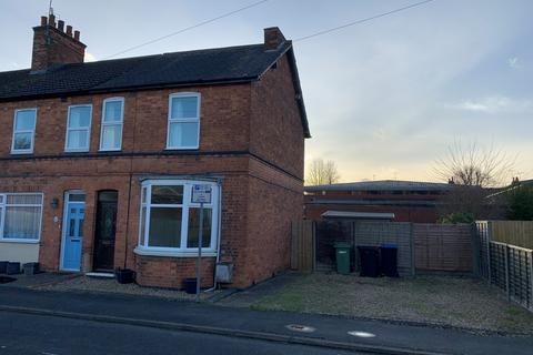 3 bedroom end of terrace house to rent, York Street, Market Harborough LE16