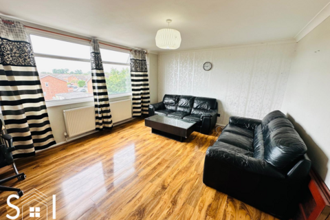 3 bedroom maisonette to rent, Percy Bryant Road, Sunbury on Thames, TW16