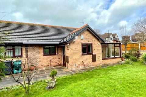 3 bedroom detached bungalow for sale, Coed Y Glyn, Llanrhos, Llandudno