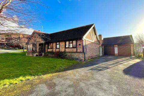 3 bedroom detached bungalow for sale, Coed Y Glyn, Llanrhos, Llandudno