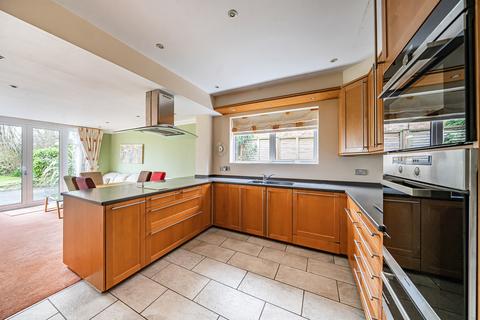 4 bedroom detached house for sale, Dearne Close, Stanmore, Middlesex