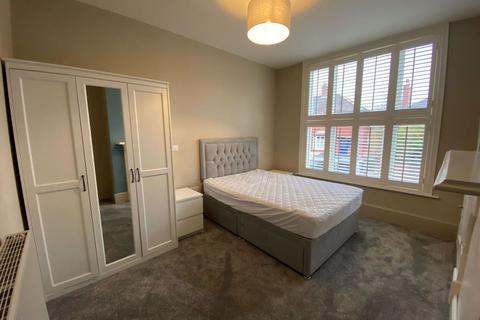 2 bedroom flat to rent, Sackville Street, Stoke-On-Trent, ST4