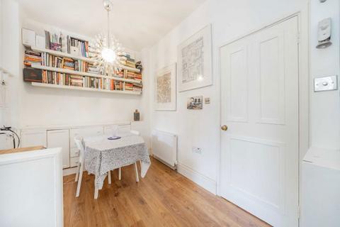 1 bedroom flat for sale, Fairhazel Gardens, London NW6