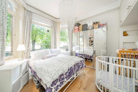 1 bedroom flat for sale, Fairhazel Gardens, London NW6